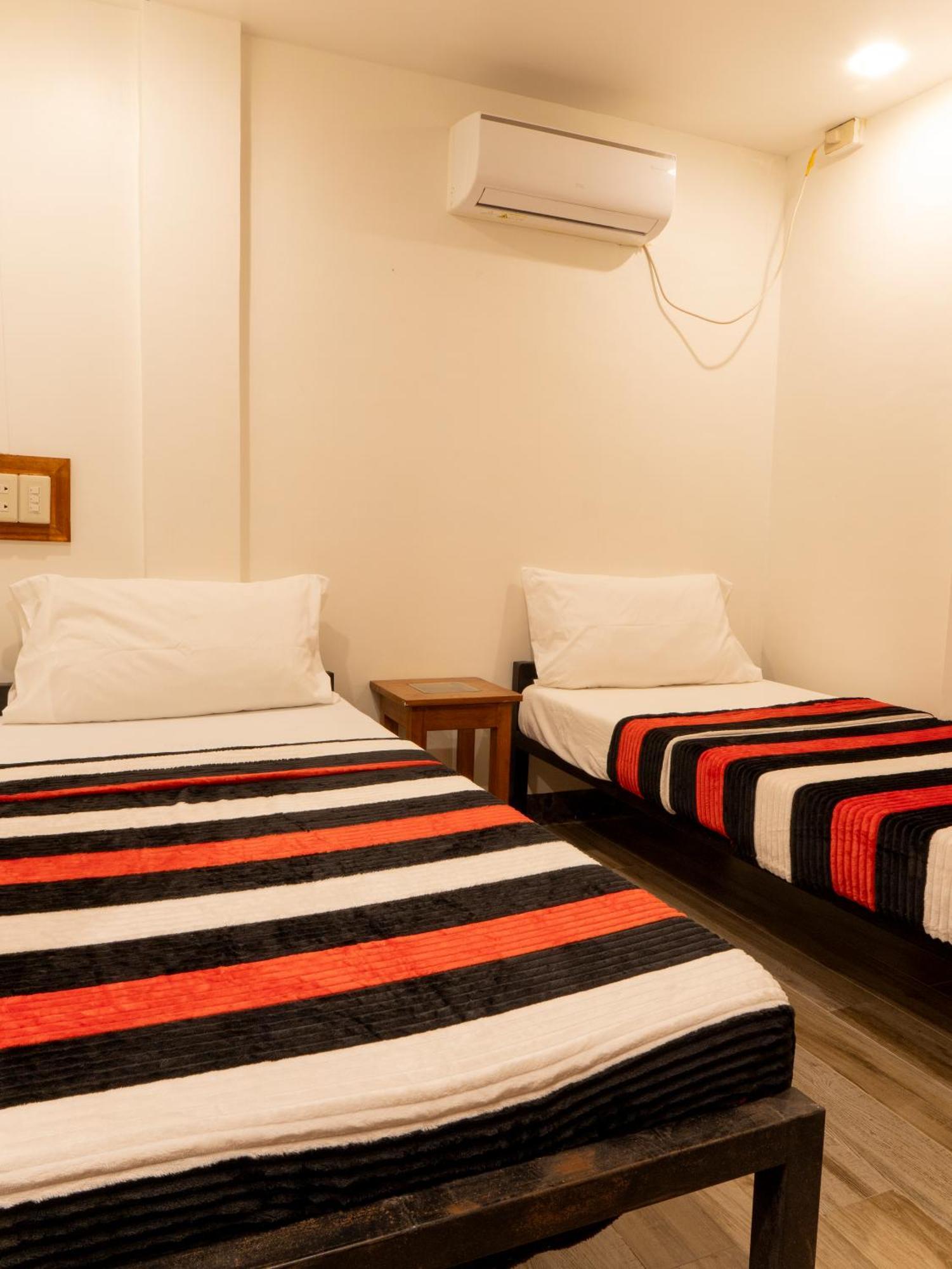 Sip Sunset Hostel And Lounge El Nido Εξωτερικό φωτογραφία